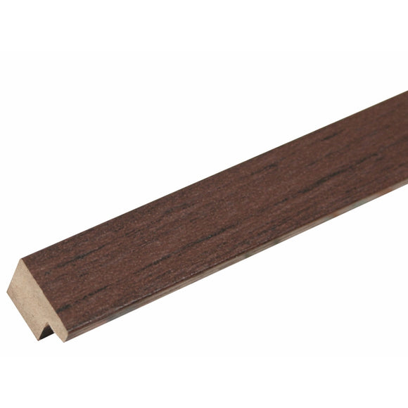 Marco de madera de color marrón oscuro
