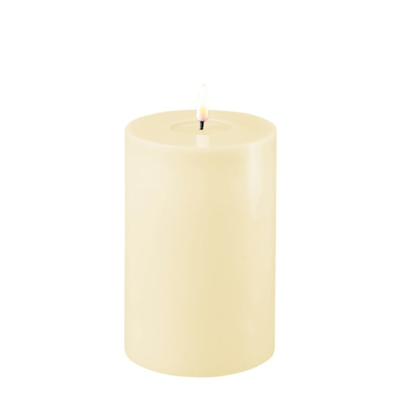 Deluxe Homeart LED Kerze Stumpenkerze Indoor creme
