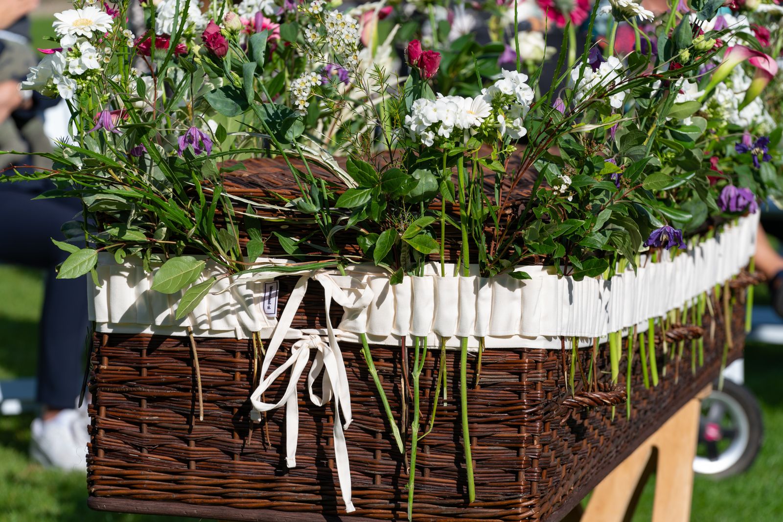 Kaufen ungebleichte-baumwolle Lavabis Blumenband für Truhensärge