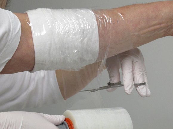 Dispensador Lavabis con film estirable