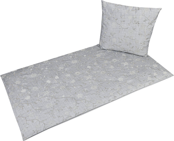 Besta Deckengarnitur ohne Steppung