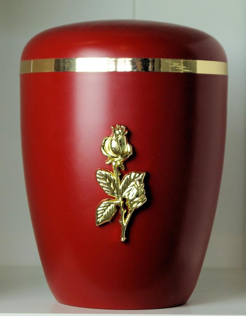 Spalt urn red lacquered natural material