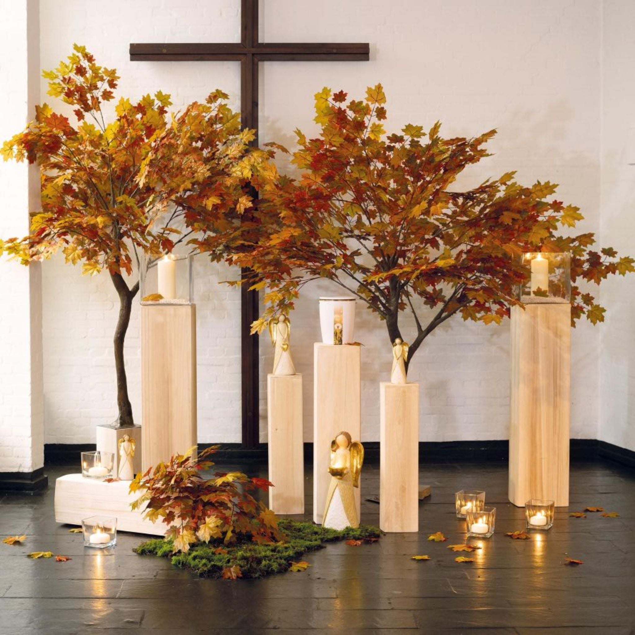 Komplettdekoration Paulownia-Holz (goldener Herbst)