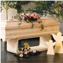 Katafalk aus hellem Holz-1