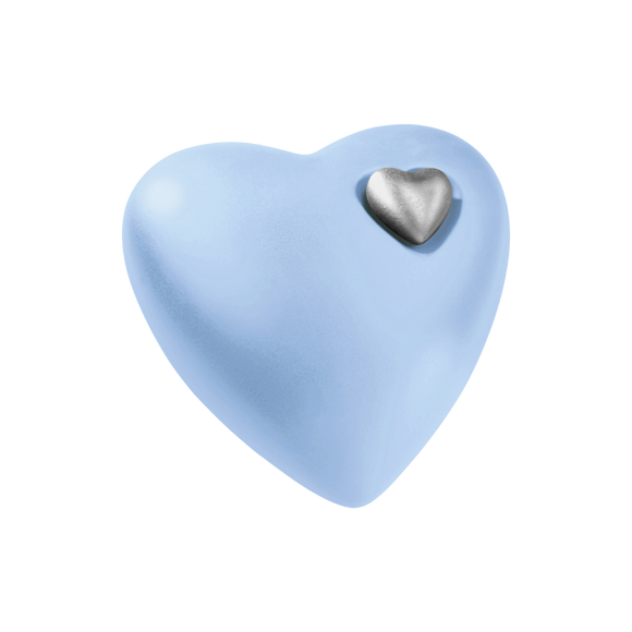 Urna marina in argilla organica a forma di cuore di fuoco e di terra, di colore verde acqua