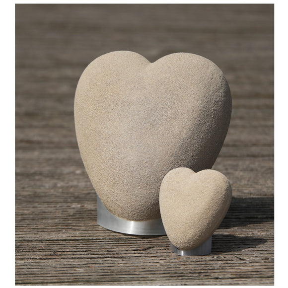 Herzlicht Naturstoff Herz-Urnen
