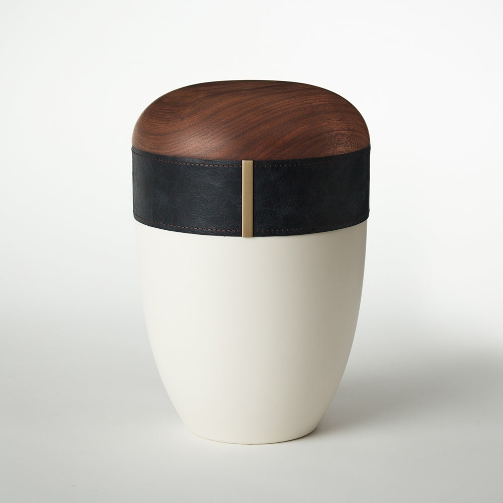 Samosa wood-leather urn graphite