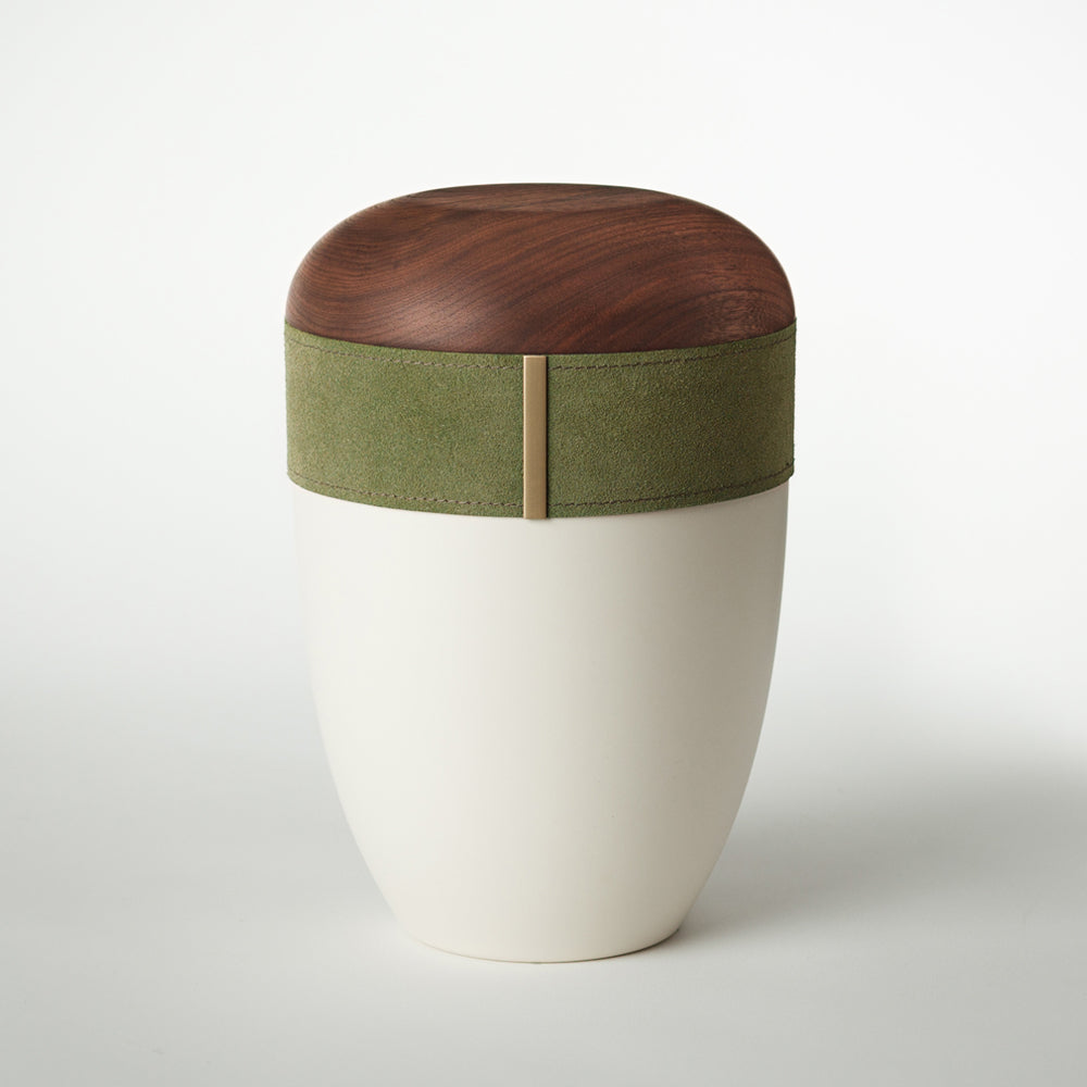 Samosa wood-leather urn emerald