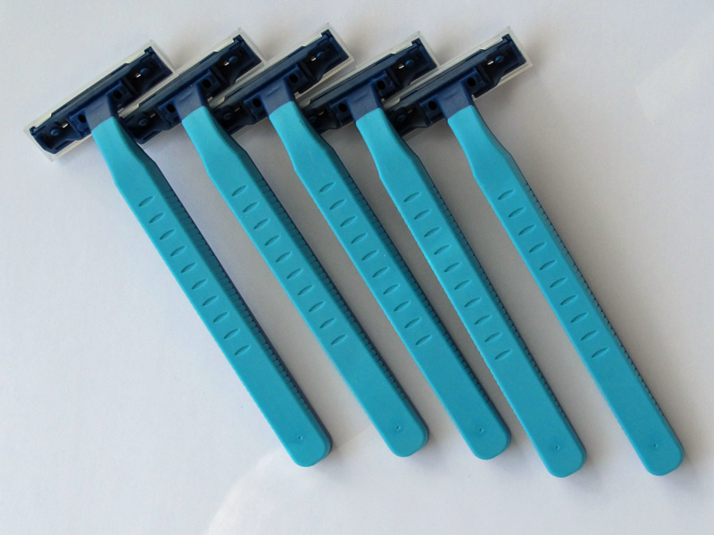 Disposable razor with Aloe Vera Glide Strip Set of 5