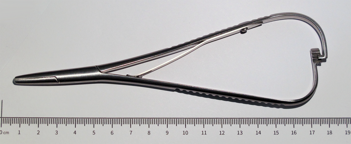 Nadelhalter Nach Mathieu Mit Führungsrille – Zahnchirurgie KFO Naht Zange | MEDSPO, Pakistan, CE-geprüft